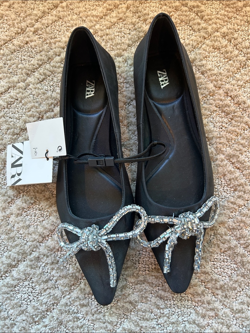 NWT Zara Black Pointed Ballet Flats with Beaded Bow. Never worn.